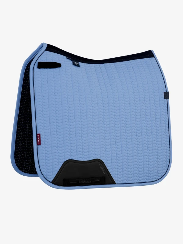 it08327_product_essencedressagesquare_powderblue_1.webp