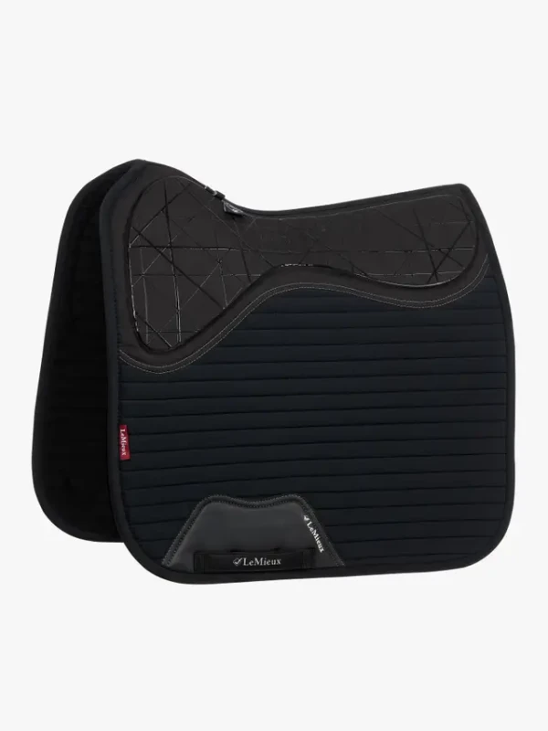 lm-saddlepad-softshell-dr-black-hr-1.webp