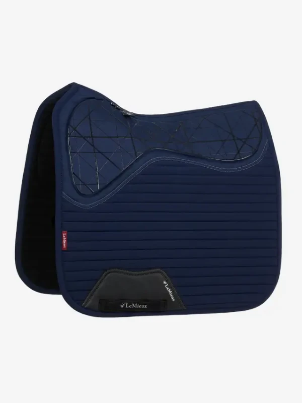 lm-saddlepad-softshell-dr-navy-hr_1.webp