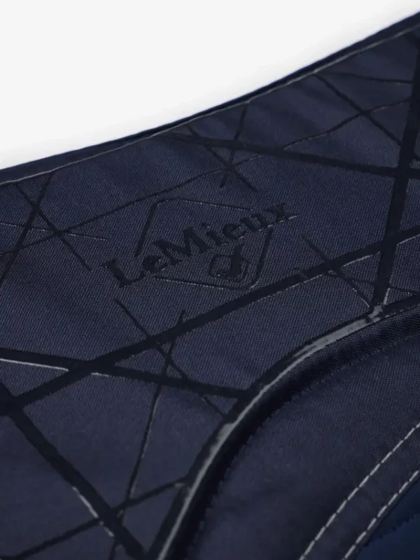 lm-saddlepad-softshell-ej-navy-details-hr_2_1.webp