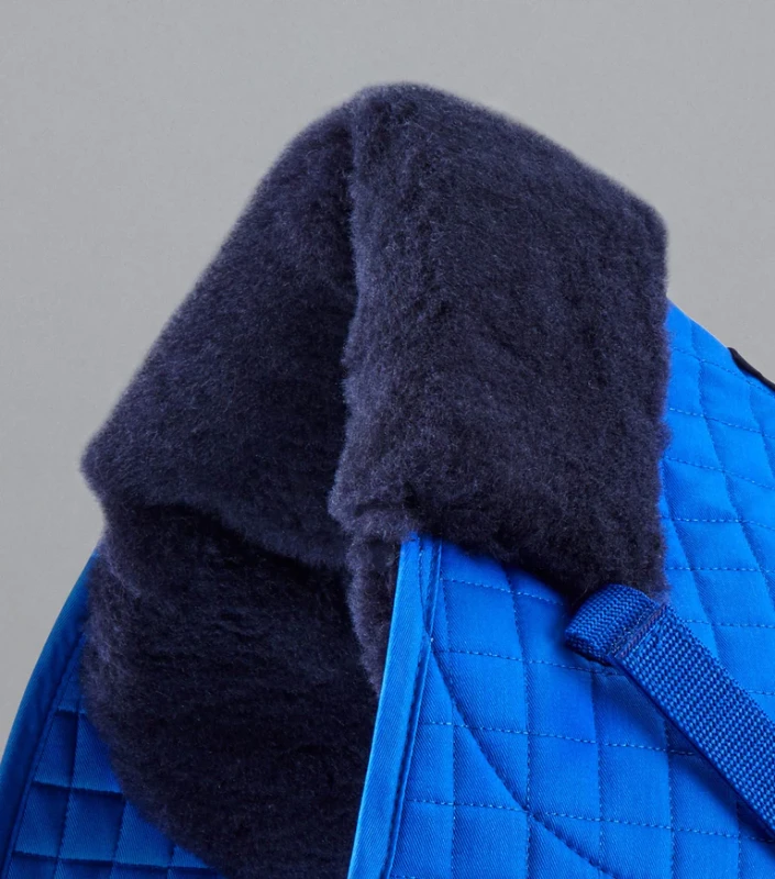 Czaprak VSskokowy wycięty z wełną owczą Premier Equine 25.webp