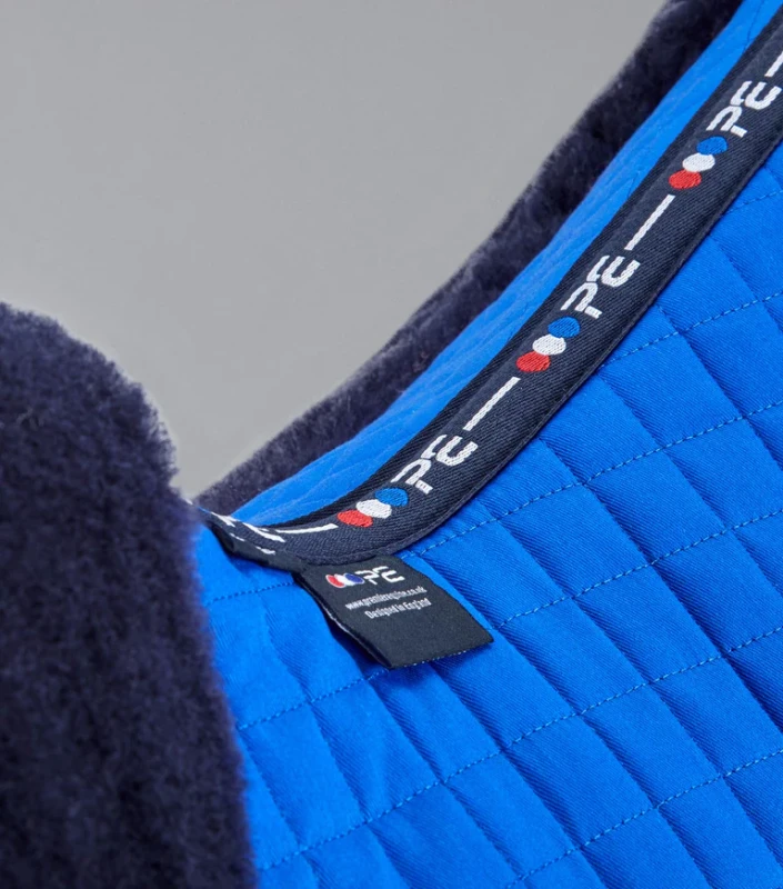 Czaprak VSskokowy wycięty z wełną owczą Premier Equine 26.webp