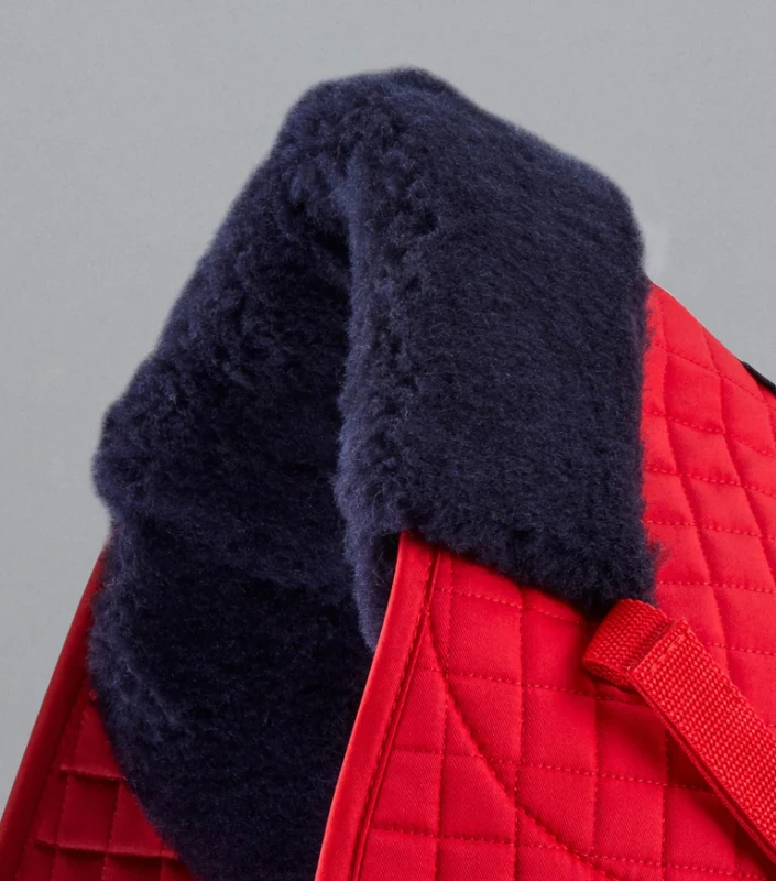 Czaprak VSskokowy wycięty z wełną owczą Premier Equine 37.webp